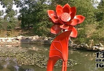 荷花雕塑-池塘公园玻璃钢彩绘荷花雕塑