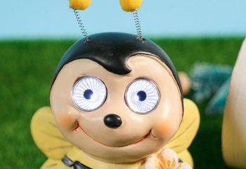 蜜蜂雕塑-学校公园蜜蜂拿花仿真树脂蜜蜂雕塑