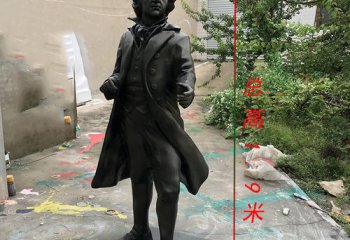 贝多芬的荣耀：著名雕像来自世界名人公园