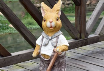 兔子雕塑-树林一只呆萌的卡通树脂兔子雕塑