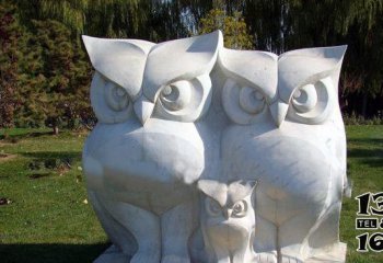 老鹰雕塑-动物园一家三口汉白石猫头鹰老鹰雕塑
