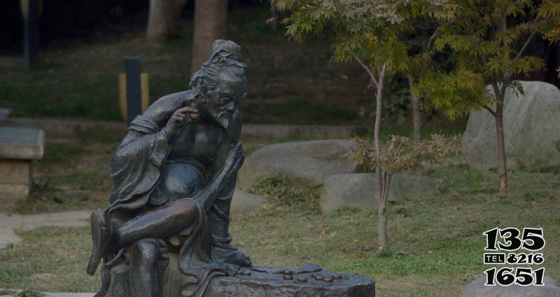 下棋雕塑-公园古代人物下象棋小品铜雕高清图片