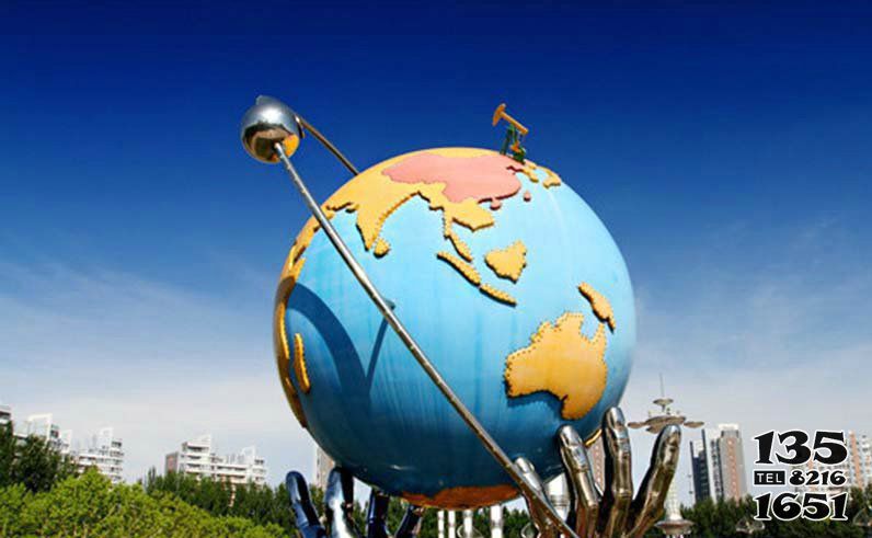 地球仪雕塑-玻璃彩绘户外广场大型仿真地球仪雕塑高清图片