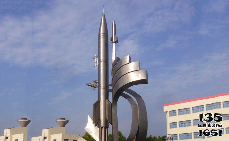 火箭雕塑-广场上摆放的不锈钢创意火箭雕塑高清图片