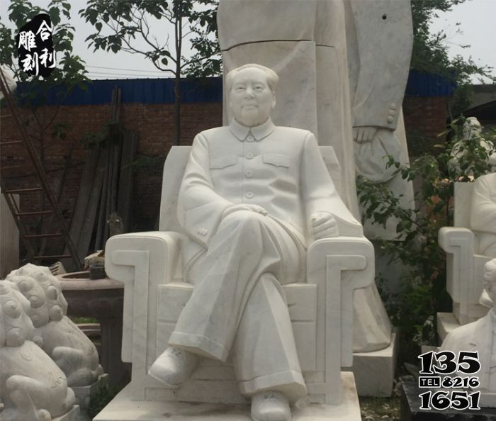 毛泽东雕塑-坐式毛主席校园伟人石雕毛泽东雕塑高清图片