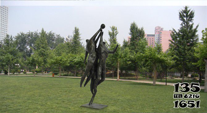 篮球雕塑-广场公园抽象打篮球人物铸铜雕塑高清图片