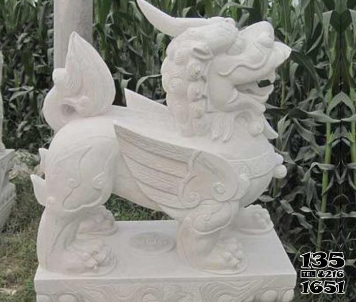 貔貅雕塑-户外景区汉白玉石雕带翅膀的貔貅雕塑高清图片
