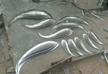 鱼雕塑-海边一群创意不锈钢鱼雕塑