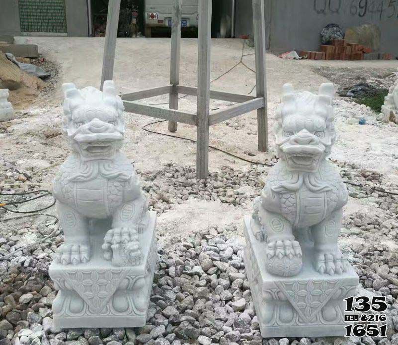 麒麟雕塑-户外景区大理石石雕神兽麒麟雕塑高清图片