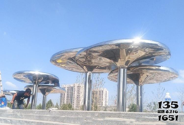 凉亭雕塑-城市广场摆放不锈钢镜面蘑菇凉亭装饰摆件雕塑 凉亭雕塑-城市广场摆放不锈钢镜面蘑菇凉亭装饰摆件雕塑