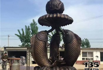 鲤鱼雕塑-公园广场摆放的顶球的不锈钢创意鲤鱼雕塑