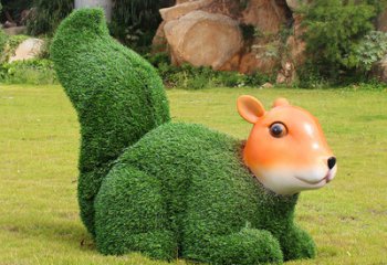 松鼠雕塑-草坪户外创意趴着的松鼠雕塑、