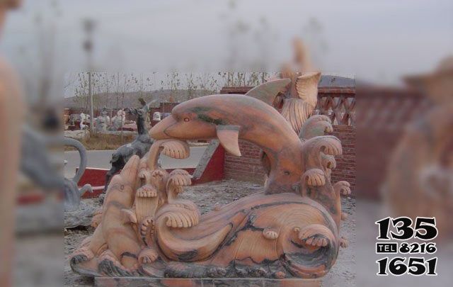 海豚雕塑景区摆放大型石雕海豚雕塑高清图片