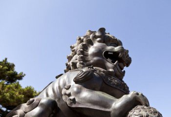 狮子雕塑-不锈钢仿铜户外大型狮子雕塑