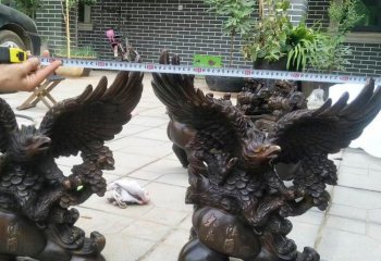 老鹰雕塑-商场摆放个性玻璃钢老鹰雕塑