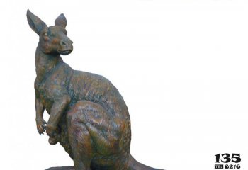 袋鼠雕塑-动物园一只回头的玻璃钢袋鼠雕塑