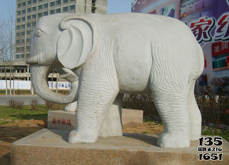大象雕塑-大型仿真动物大理石石雕行走的大象雕塑高清图片