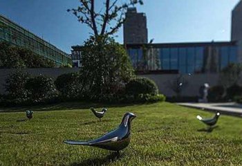 鸽子雕塑-公园草坪觅食中不锈钢镜面白钢鸽子摆件