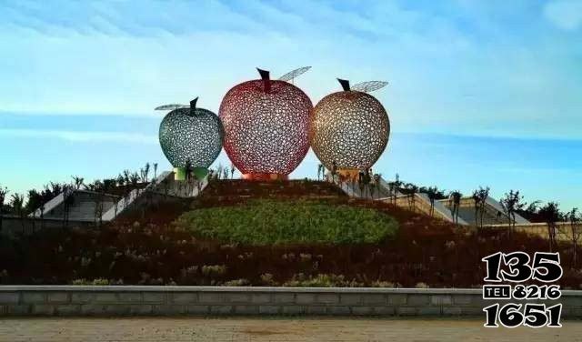 苹果雕塑-不锈钢城市广场彩色镂空苹果雕塑高清图片