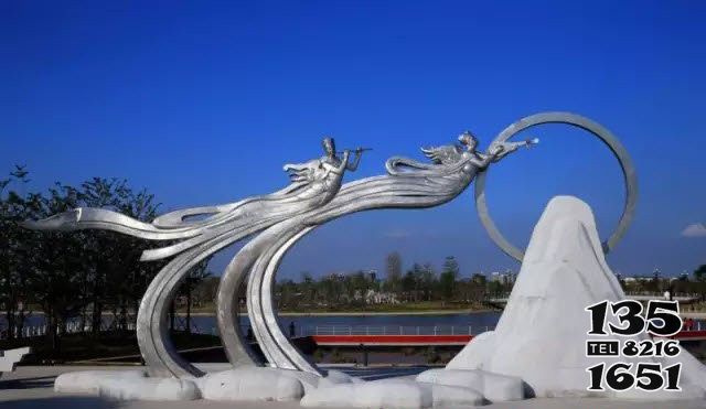 仙女雕塑-不锈钢广场抽象嫦娥奔月仙女雕塑高清图片