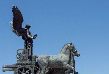 阿波罗雕塑-广场创意景观战车阿波罗雕塑