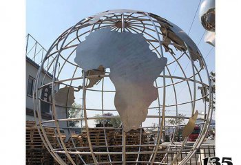 地球仪雕塑-别墅街边创意不锈钢镂空地球仪雕塑