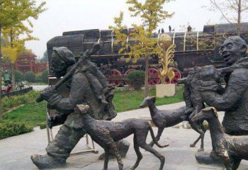狗雕塑-景区创意景观不锈钢仿铜人和狗雕塑