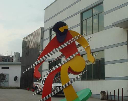 滑板雕塑-创意不锈钢抽象滑滑板人物雕塑高清图片