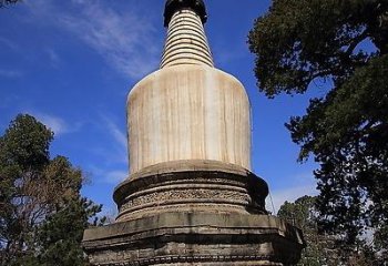 佛塔雕塑-中国古代佛教汉白玉舍利塔