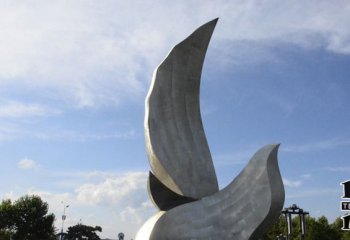 鸽子雕塑-不锈钢抽象切面铸造锻造鸽子雕塑