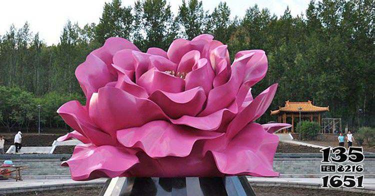 花朵雕塑-公园不锈钢彩绘牡丹花景观花朵雕塑高清图片
