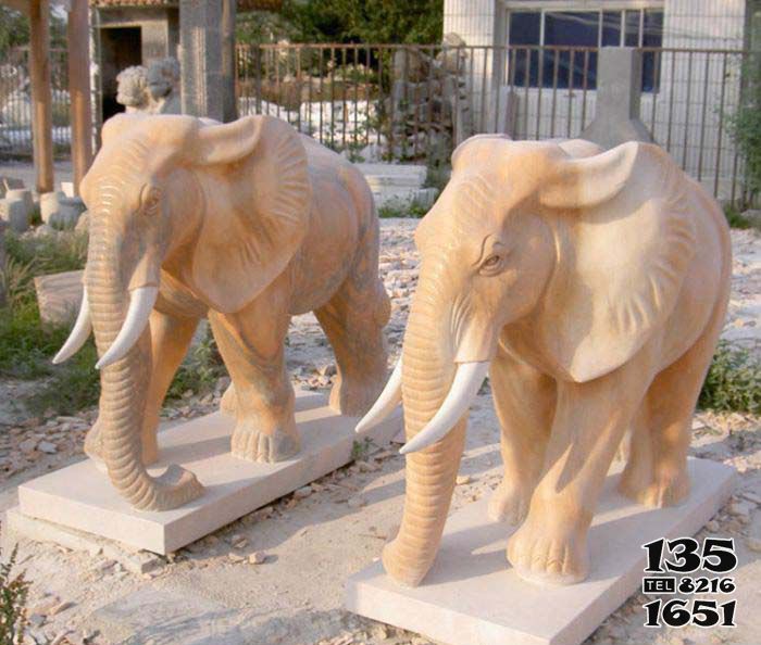 大象雕塑-庭院寺庙石雕晚霞红户外园林景观大象雕塑高清图片