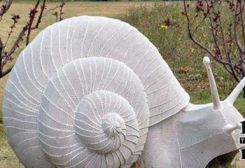蜗牛雕塑-公园摆放的青石石雕创意蜗牛雕塑