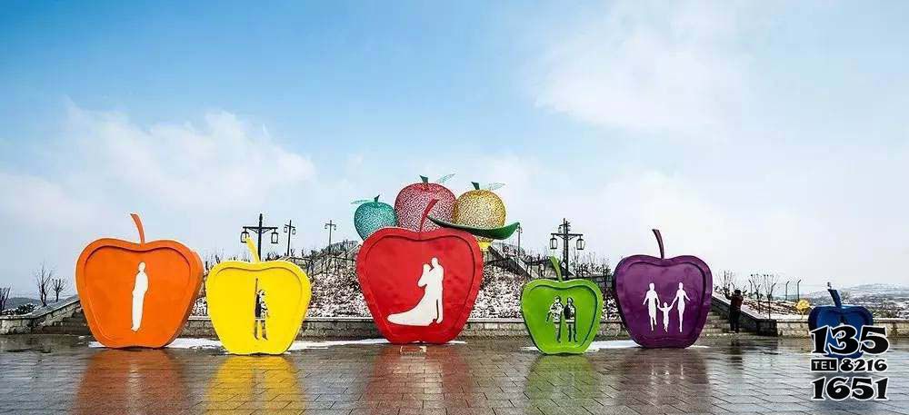苹果雕塑-城市广场不锈钢抽象苹果雕塑高清图片