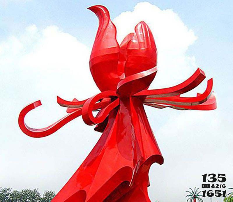 花朵雕塑-不锈钢抽像创意个性红色花朵雕塑高清图片