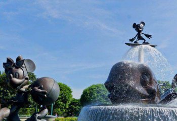 米老鼠雕塑-公园两只喷泉玩耍的不锈钢米老鼠雕塑