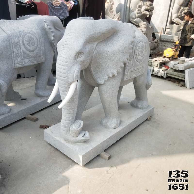 大象雕塑-动物大型仿真动物行走的大象雕塑高清图片