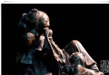 儿童雕塑-公园铜雕趴着的母亲与儿童雕塑