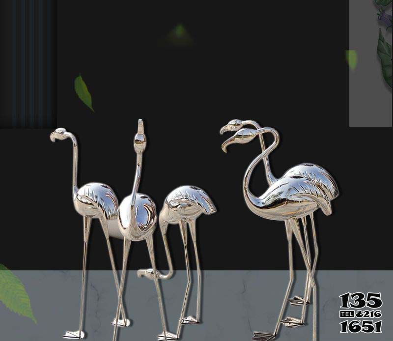 火烈鸟雕塑-校园广场摆放不锈钢抽象火烈鸟雕塑高清图片