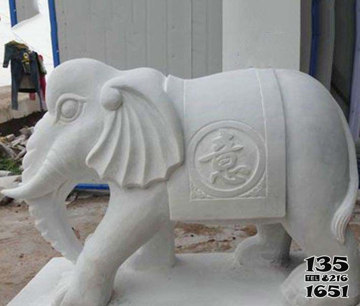大象雕塑-汉白玉石雕酒店企业装饰品大象雕塑高清图片