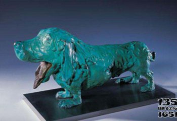 狗雕塑-景区玻璃钢彩绘公园绿色狗雕塑