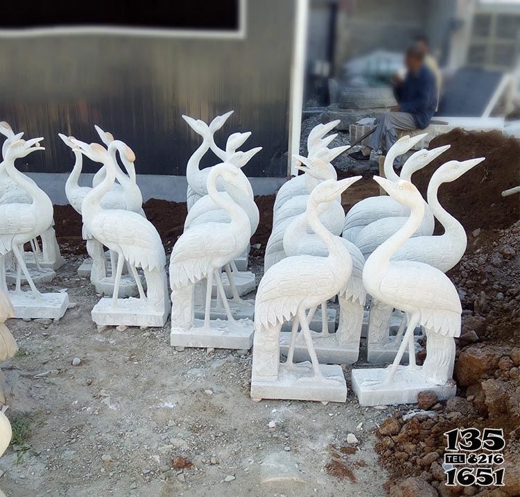 丹顶鹤雕塑-公园汉白玉石雕丹顶鹤雕塑高清图片