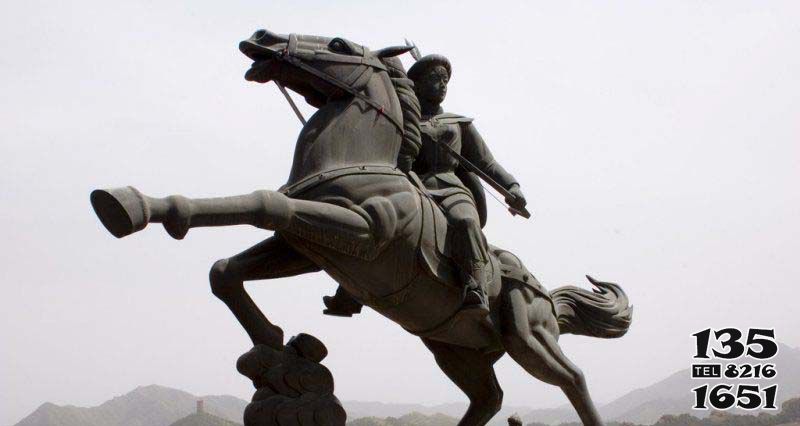 骑马雕塑-公园大型仿真动物景观西方人物骑马雕塑高清图片