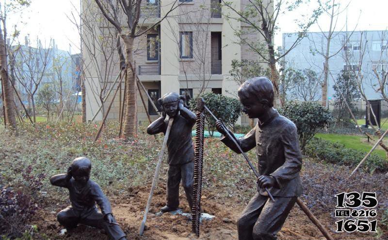 儿童雕塑-放鞭炮公园景观铜雕儿童雕塑高清图片