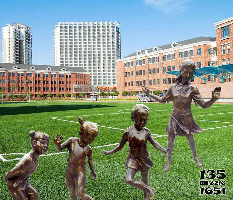 儿童雕塑-公园草坪玩耍的小孩铜雕儿童雕塑高清图片