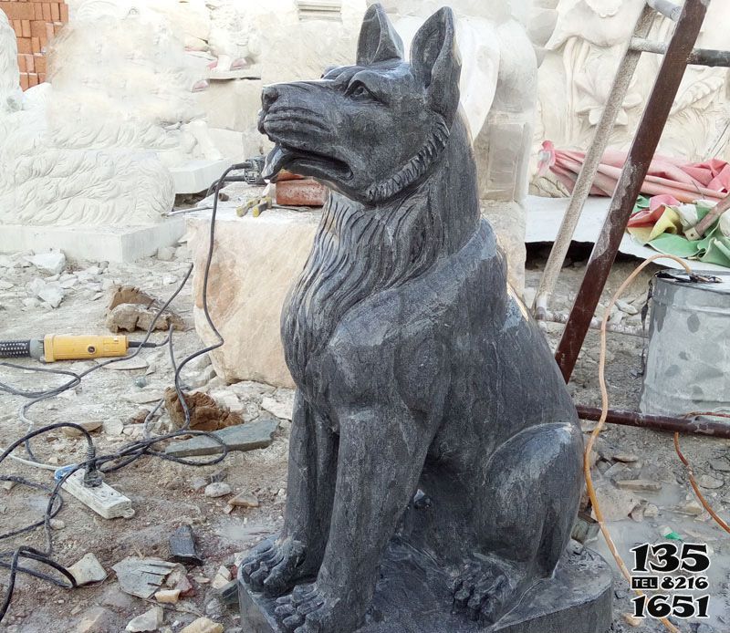狗雕塑-庭院仿真动物景观玻璃钢狗雕塑