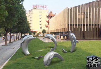 海豚雕塑-草坪四只姿态各异的不锈钢海豚雕塑