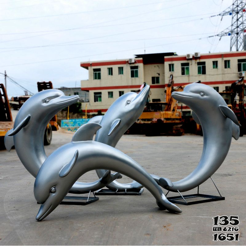 海豚雕塑-动物园四只姿态各异的不锈钢海豚雕塑