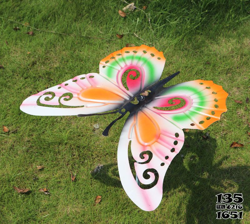 蝴蝶雕塑-创意玻璃钢景区蝴蝶雕塑高清图片