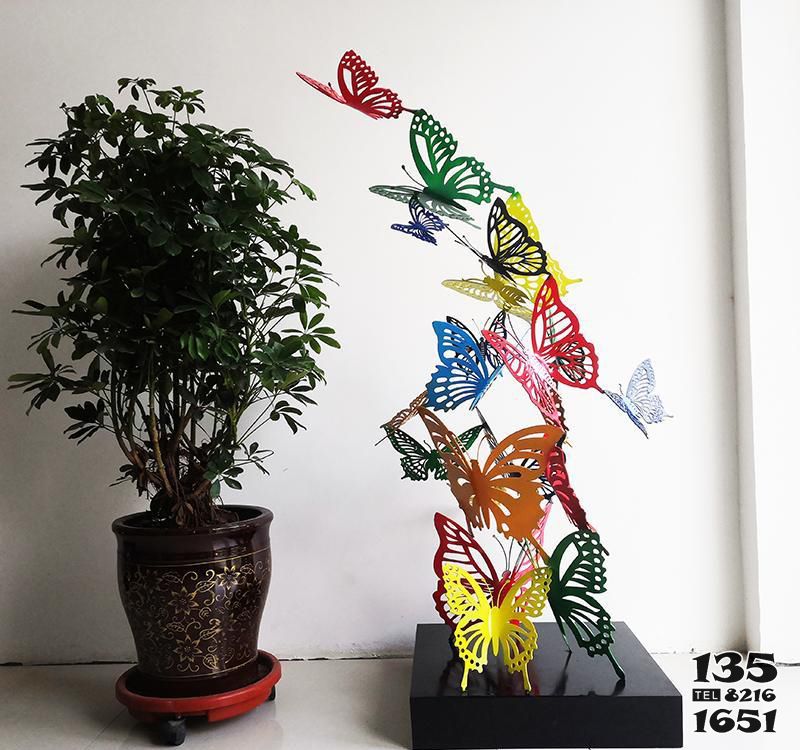 蝴蝶雕塑-室内不锈钢多个蝴蝶雕塑高清图片